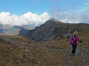 55 Sul 101 verso il Sodadura con vista alle spalle su Aralata-Baciamorti